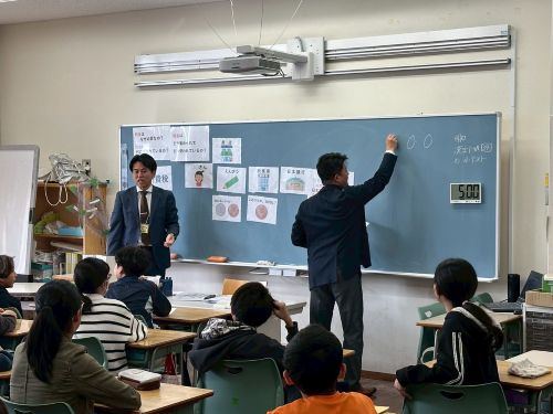 租税教室　於：港区立芝浦小学校